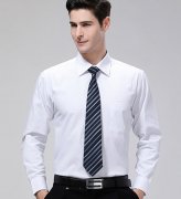 男士定制西服如何选好正装领带与商务衬衫